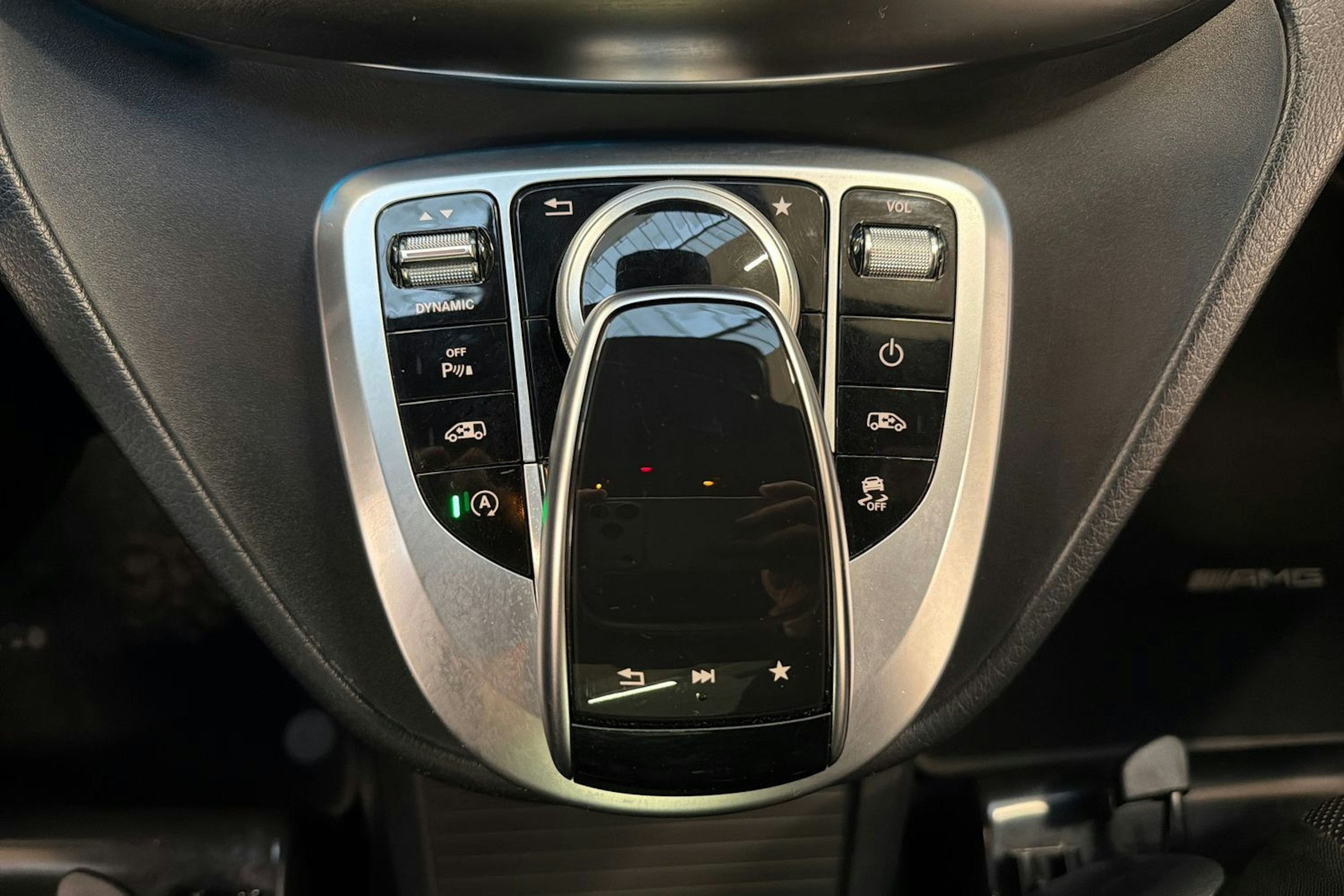 harmaa Mercedes-Benz V 2019 kuva 28.