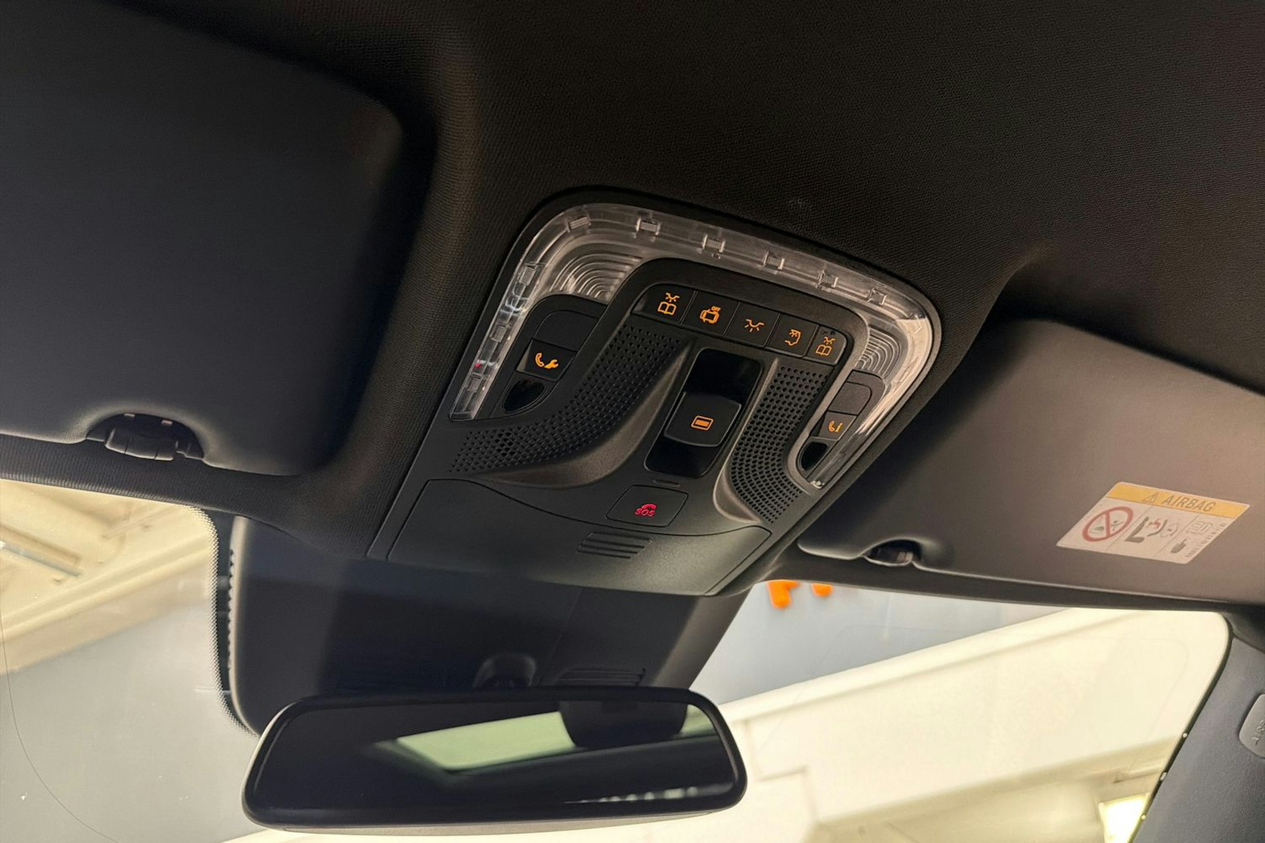 harmaa Mercedes-Benz V 2019 kuva 32.