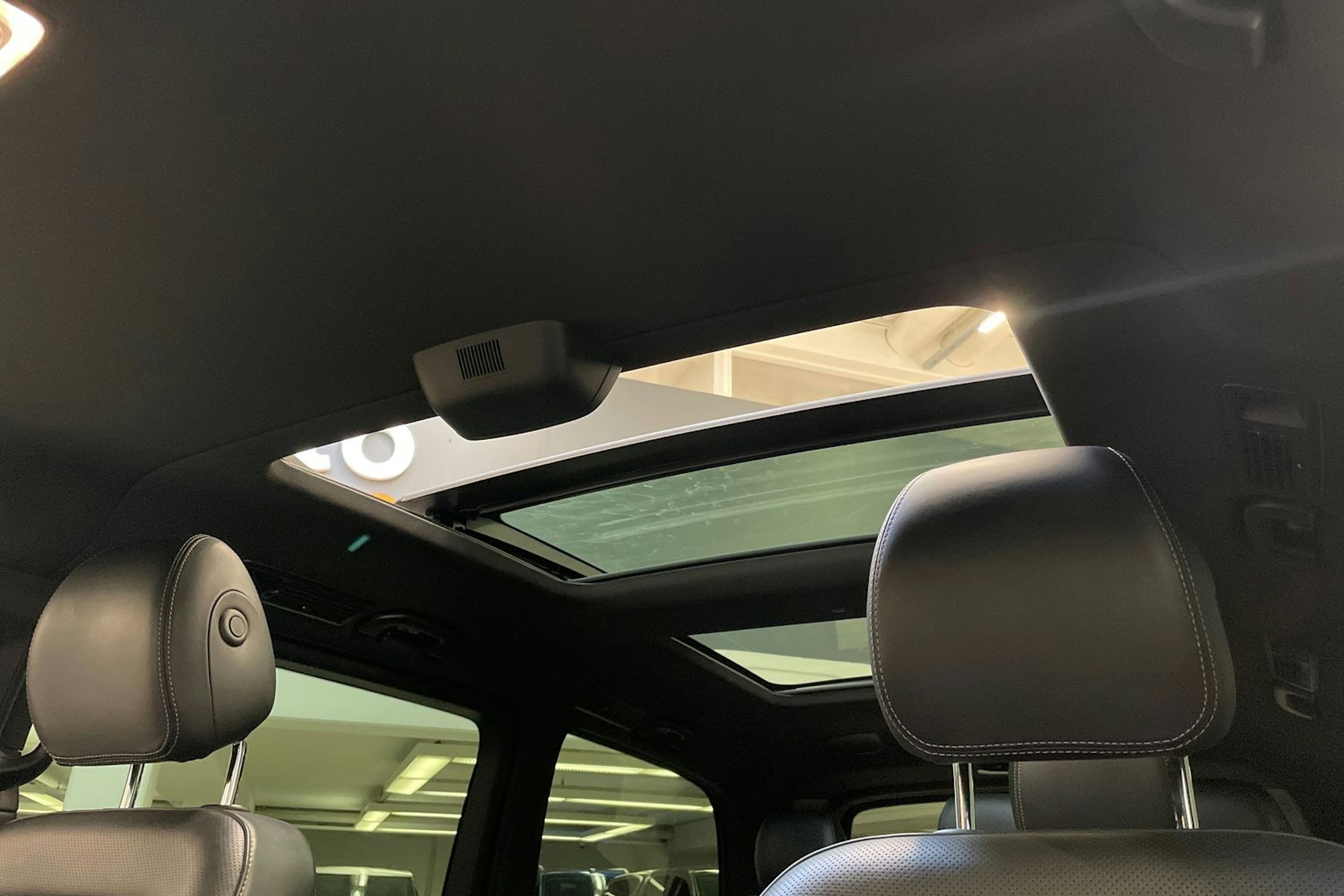 harmaa Mercedes-Benz V 2019 kuva 35.