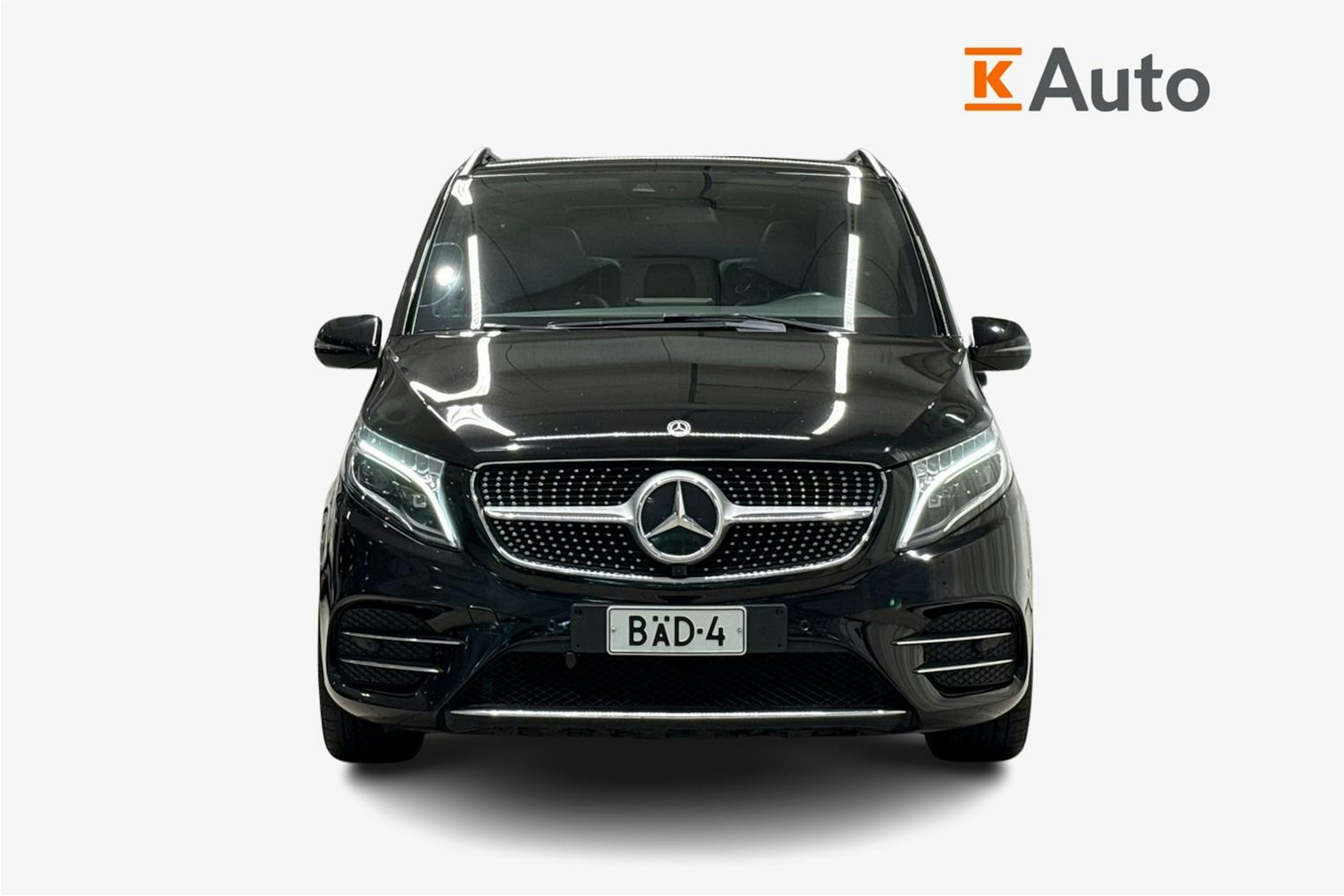 musta Mercedes-Benz V 2020 kuva 4.
