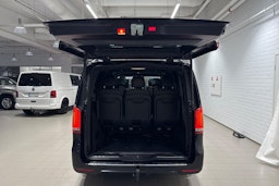 musta Mercedes-Benz V 2020 kuva 32.