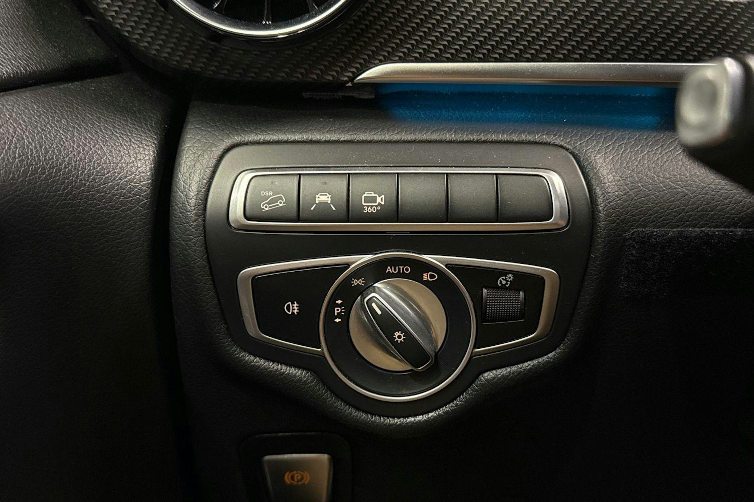 musta Mercedes-Benz V 2020 kuva 33.