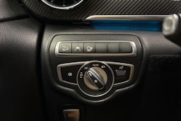 musta Mercedes-Benz V 2020 kuva 33.