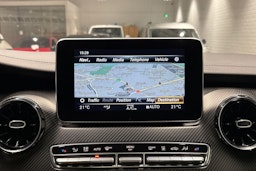 musta Mercedes-Benz V 2020 kuva 37.