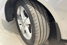 harmaa Mercedes-Benz V 2020 kuva 13.