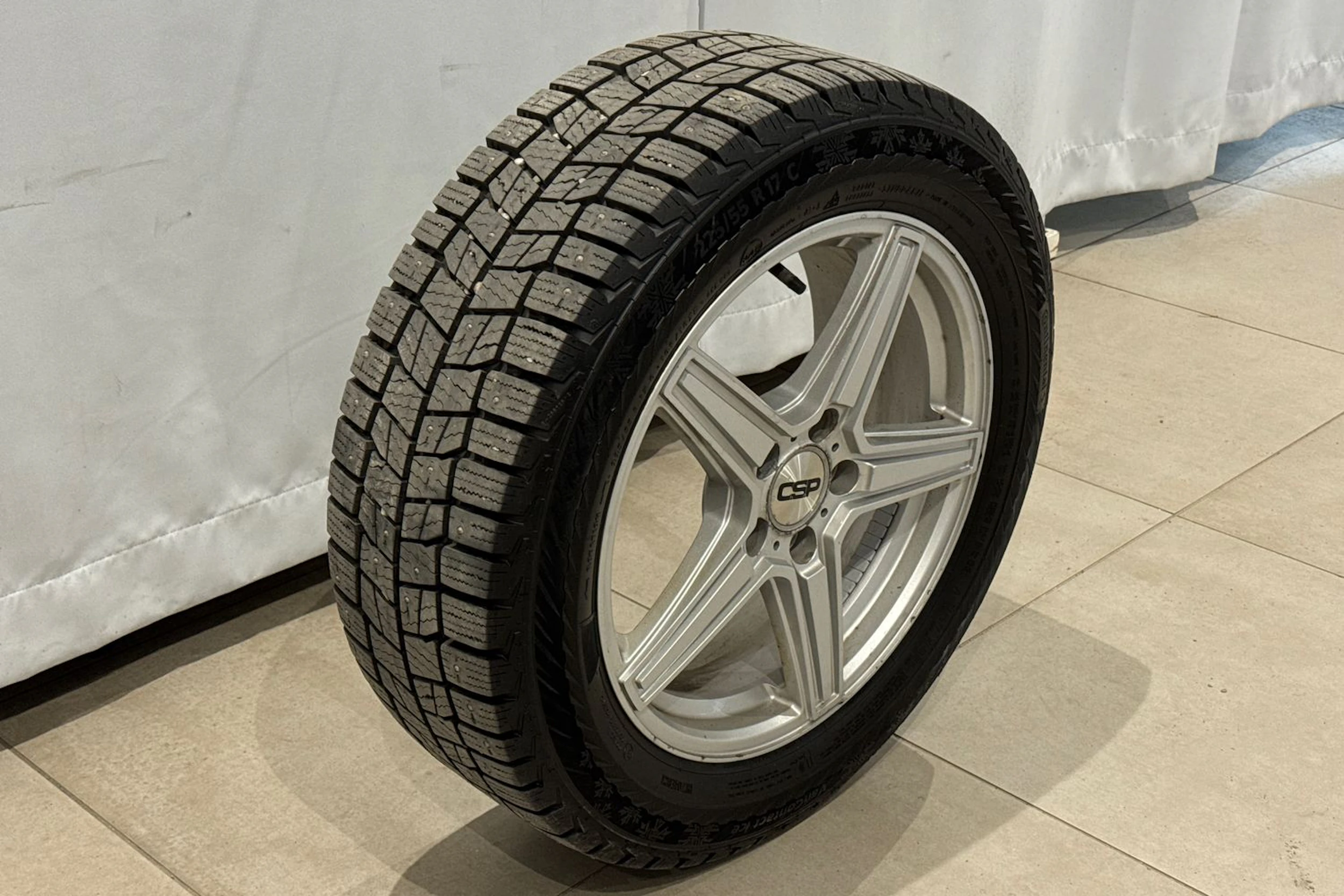 harmaa Mercedes-Benz V 2020 kuva 15.