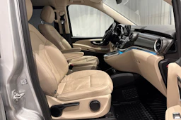 harmaa Mercedes-Benz V 2020 kuva 18.