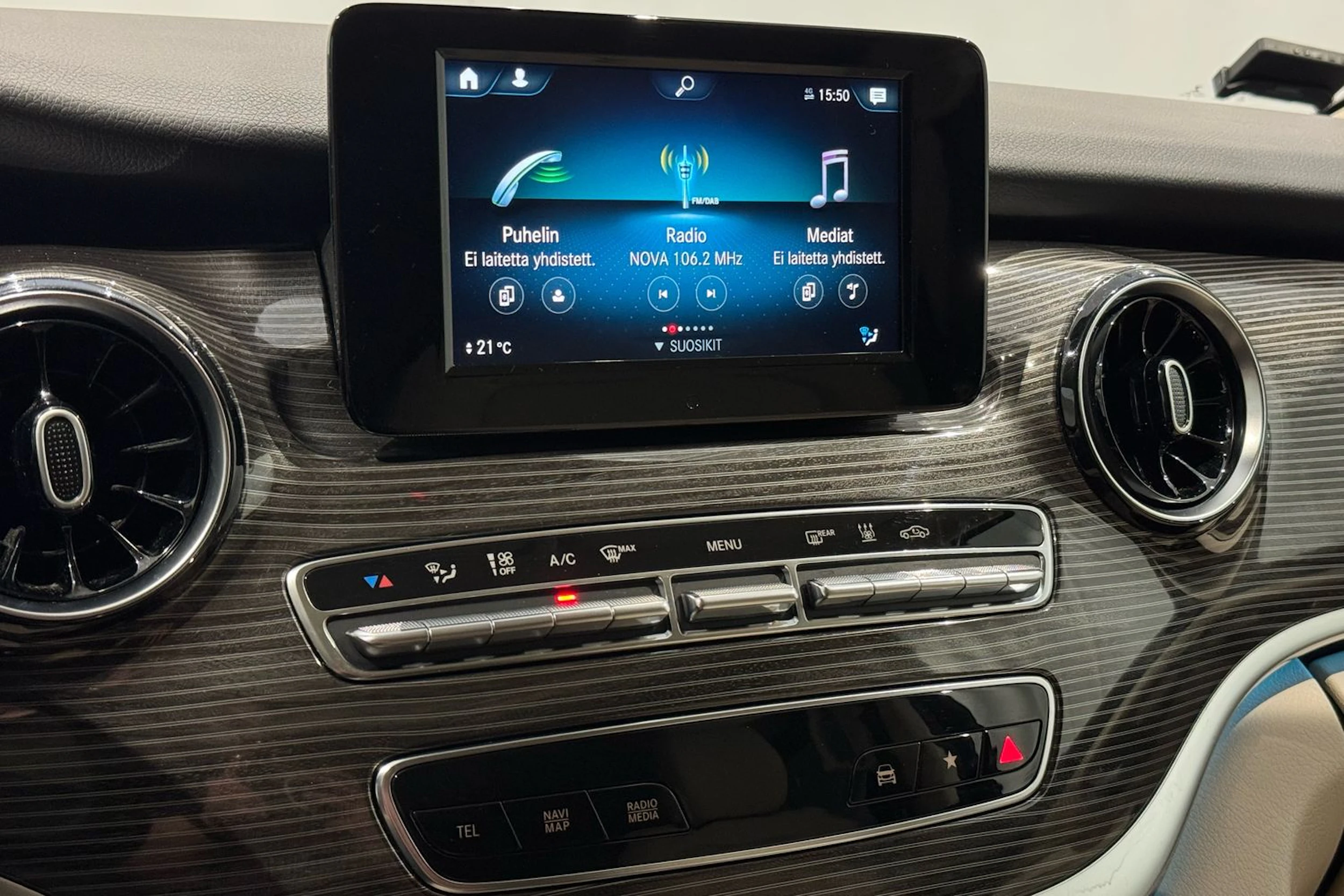 harmaa Mercedes-Benz V 2020 kuva 26.