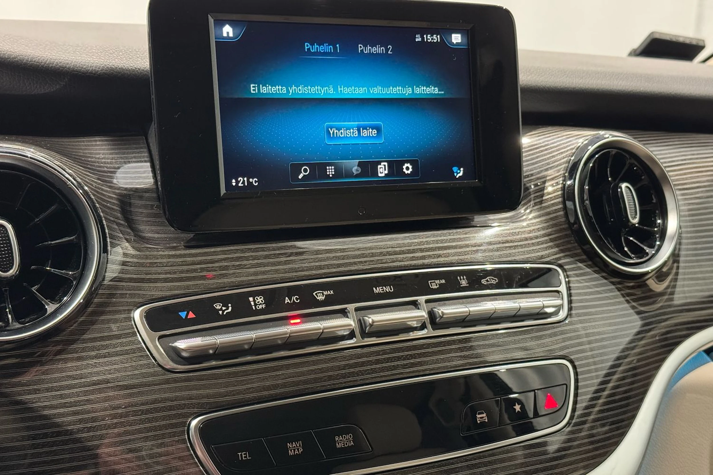 harmaa Mercedes-Benz V 2020 kuva 30.