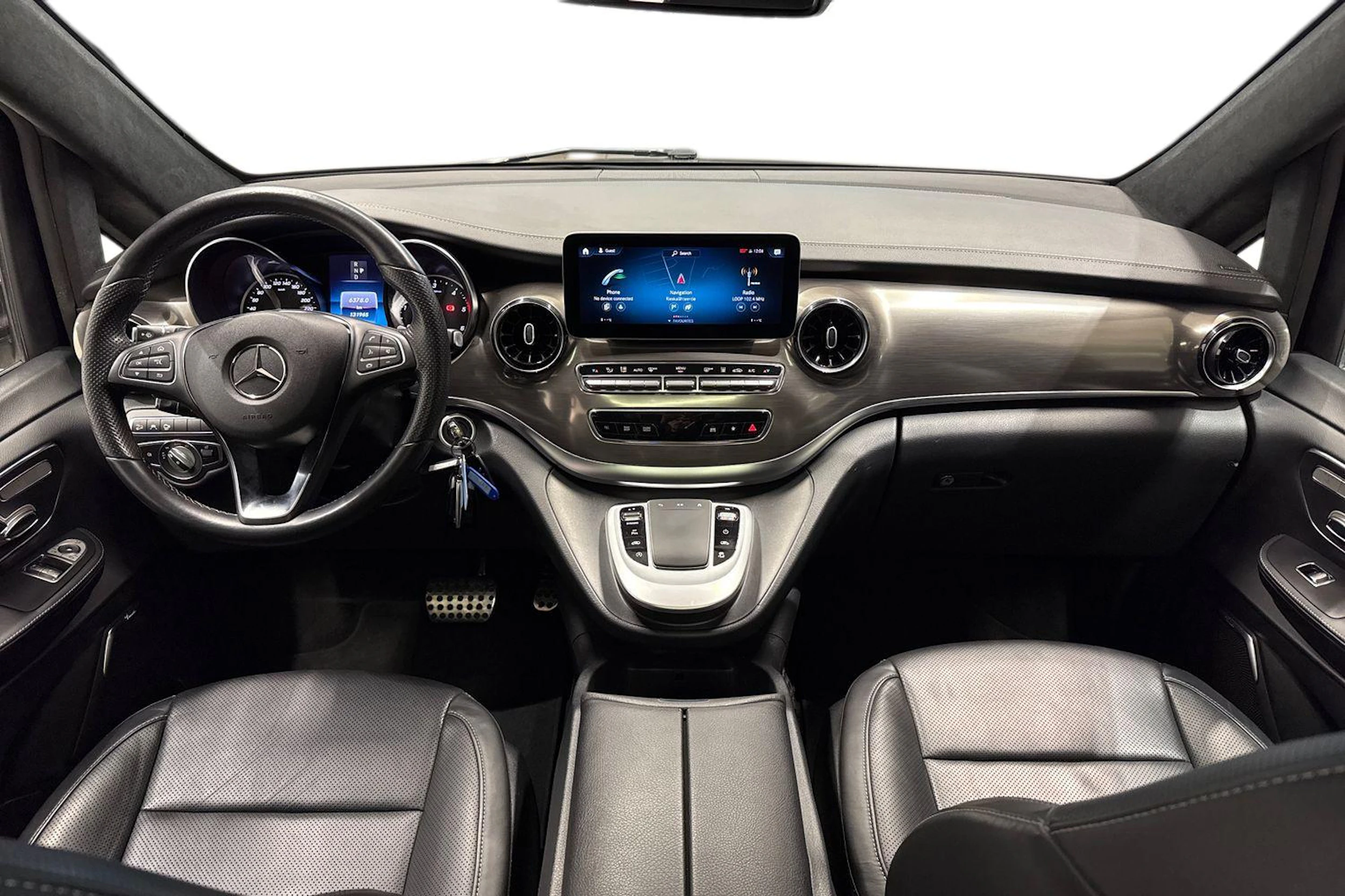 Harmaa Mercedes-Benz V 2021 kuva 7.