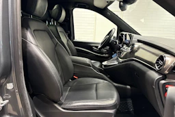 Harmaa Mercedes-Benz V 2021 kuva 12.