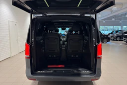 Harmaa Mercedes-Benz V 2021 kuva 15.
