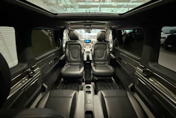 Harmaa Mercedes-Benz V 2021 kuva 33.