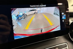 met. punainen Mercedes-Benz V 2021 kuva 23.