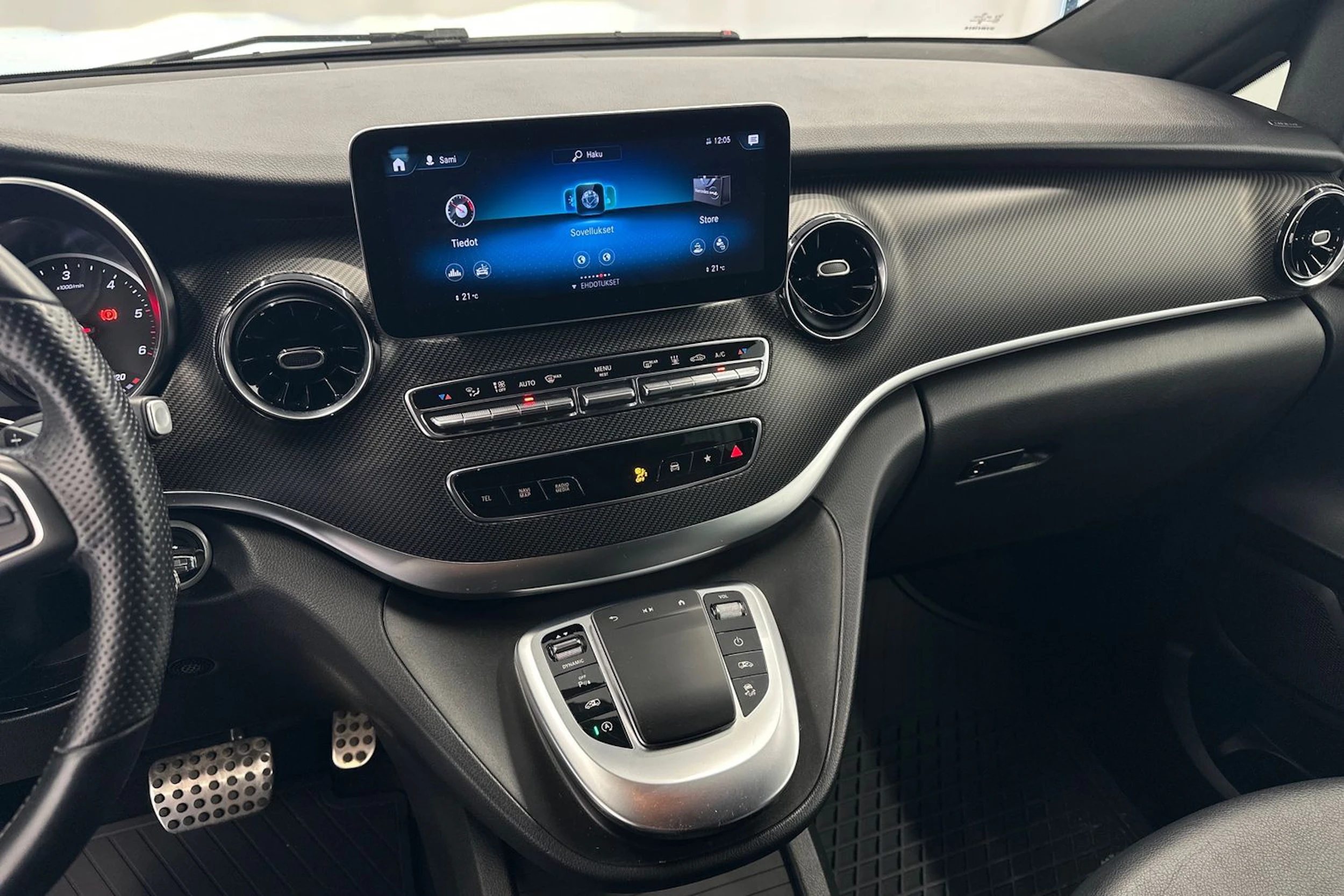 valkoinen Mercedes-Benz V 2021 kuva 4.