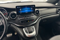 valkoinen Mercedes-Benz V 2021 kuva 4.