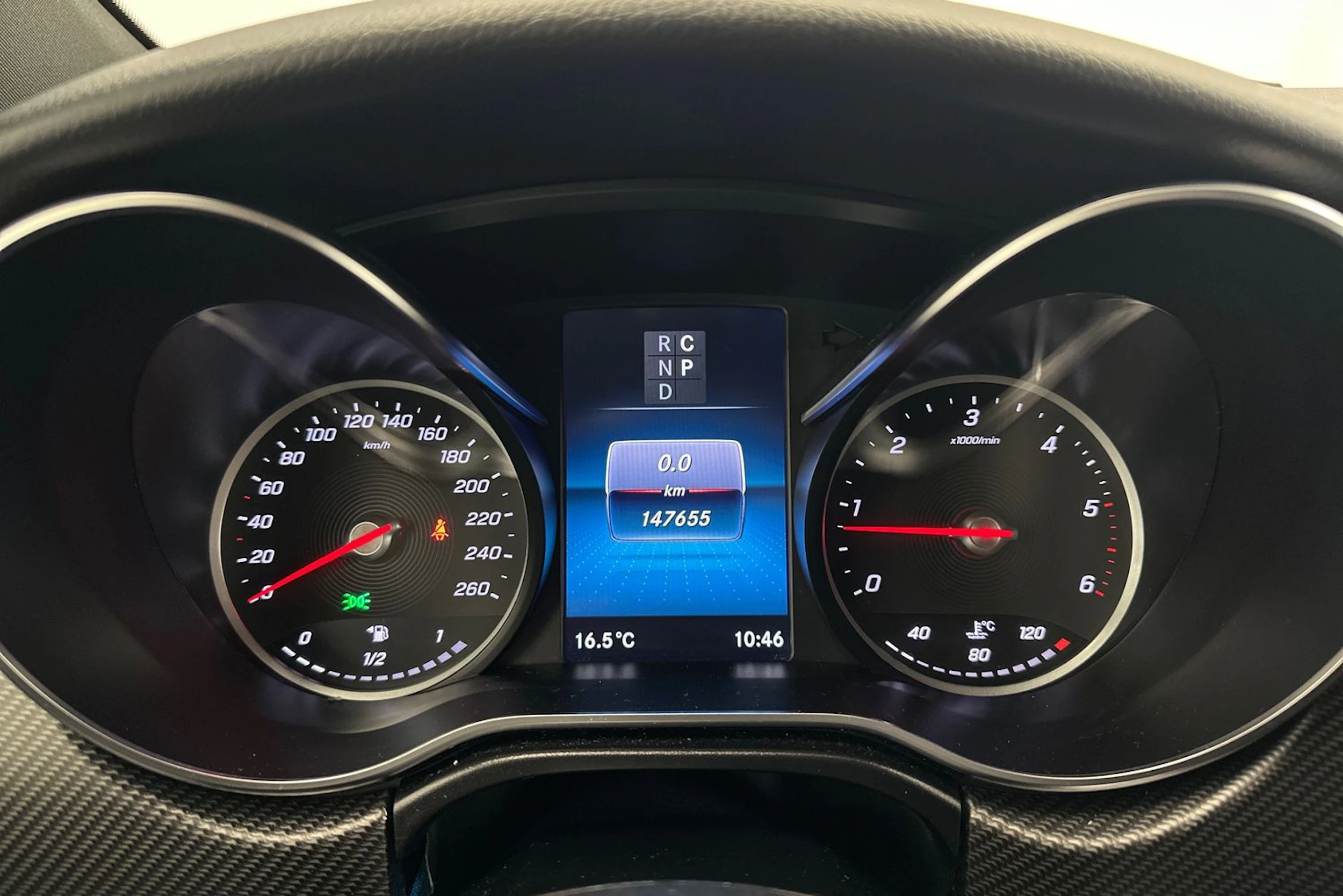 valkoinen Mercedes-Benz V 2021 kuva 13.