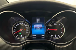 valkoinen Mercedes-Benz V 2021 kuva 13.