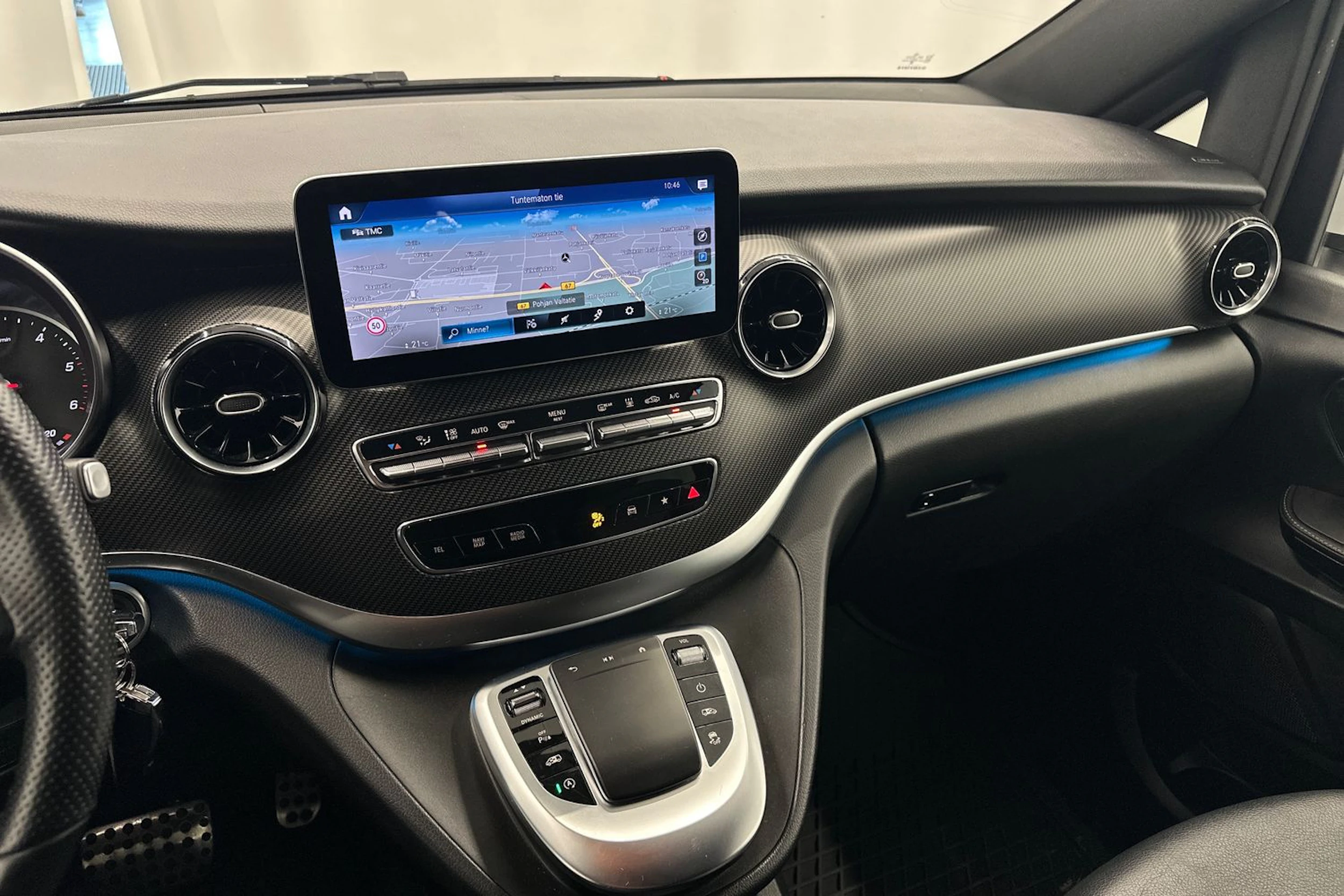 valkoinen Mercedes-Benz V 2021 kuva 14.