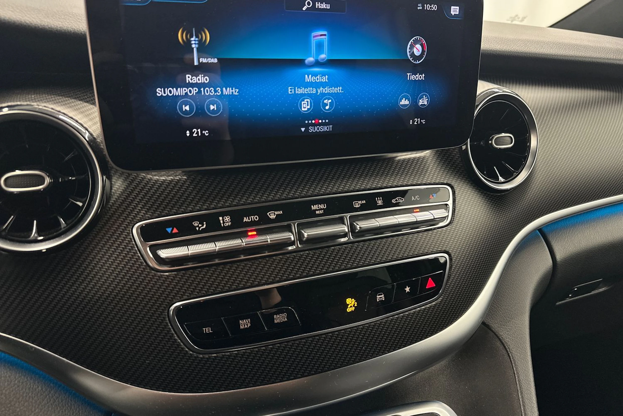 valkoinen Mercedes-Benz V 2021 kuva 23.