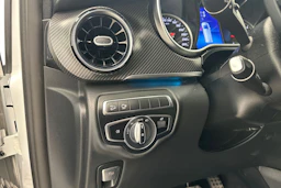 valkoinen Mercedes-Benz V 2021 kuva 25.