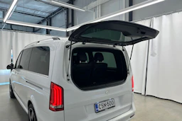 valkoinen Mercedes-Benz V 2021 kuva 34.