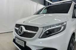 valkoinen Mercedes-Benz V 2021 kuva 35.
