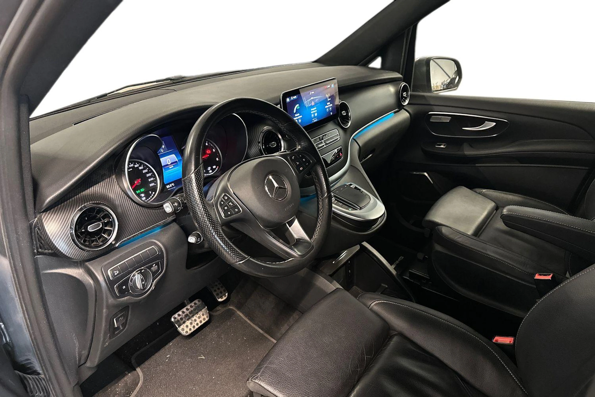 harmaa Mercedes-Benz V 2023 kuva 3.
