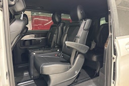 Valkoinen Mercedes-Benz V-Klasse 2016 kuva 4.