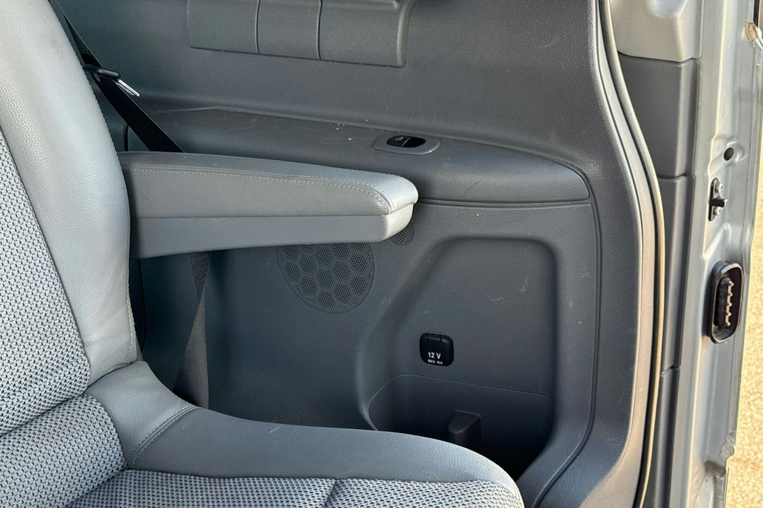 Valkoinen Mercedes-Benz Viano 2006 kuva 20.