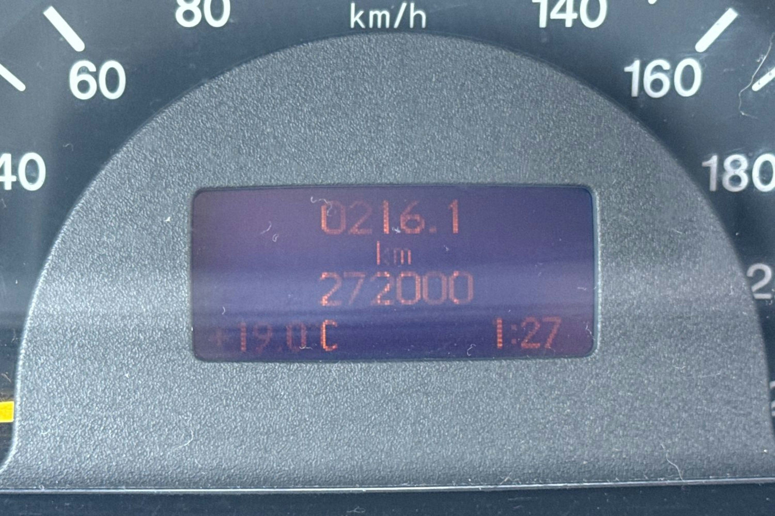 Valkoinen Mercedes-Benz Viano 2006 kuva 37.