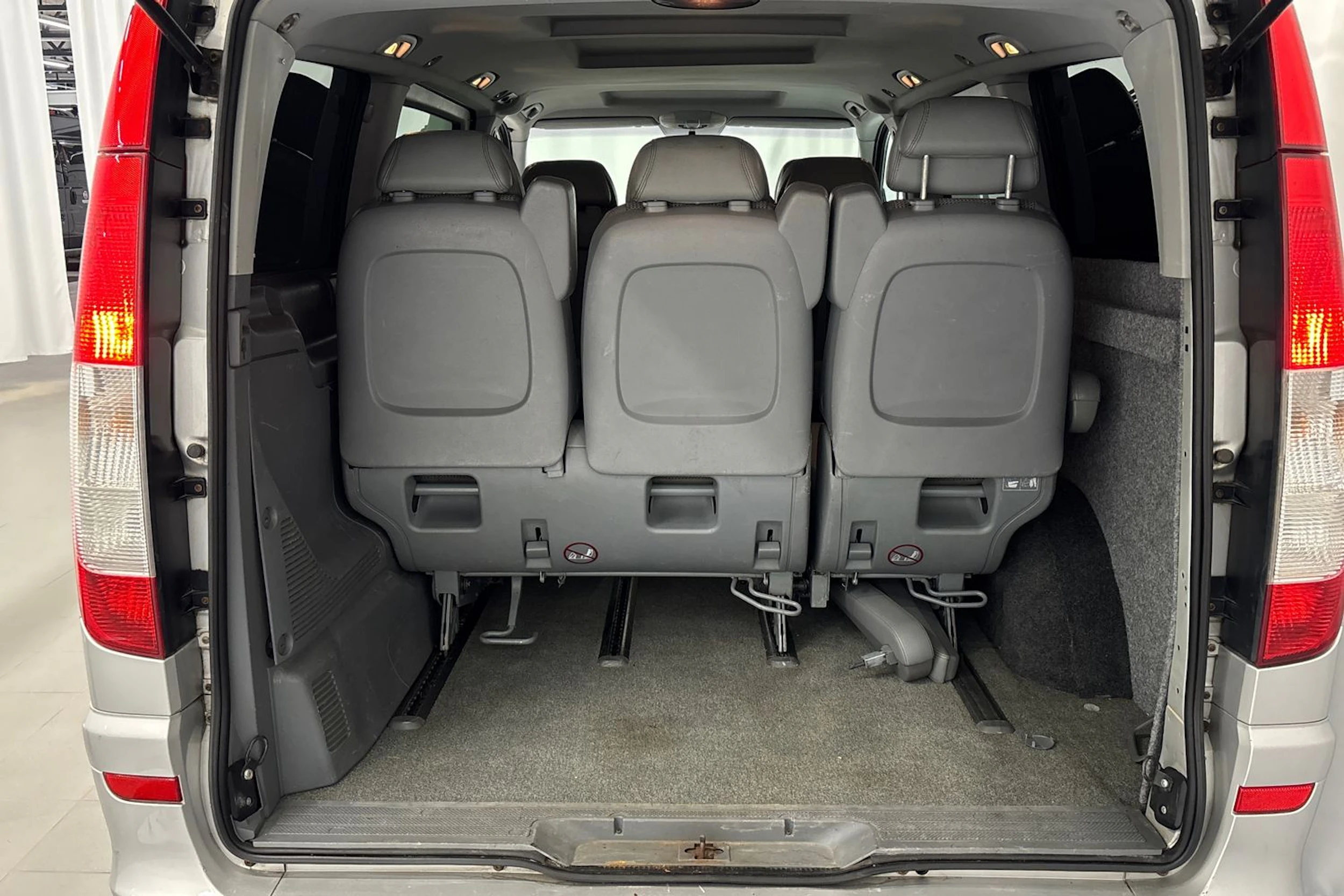 harmaa Mercedes-Benz Viano 2007 kuva 14.