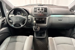 musta Mercedes-Benz Viano 2008 kuva 7.