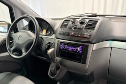 musta Mercedes-Benz Viano 2008 kuva 11.