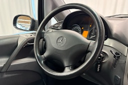 musta Mercedes-Benz Viano 2008 kuva 12.