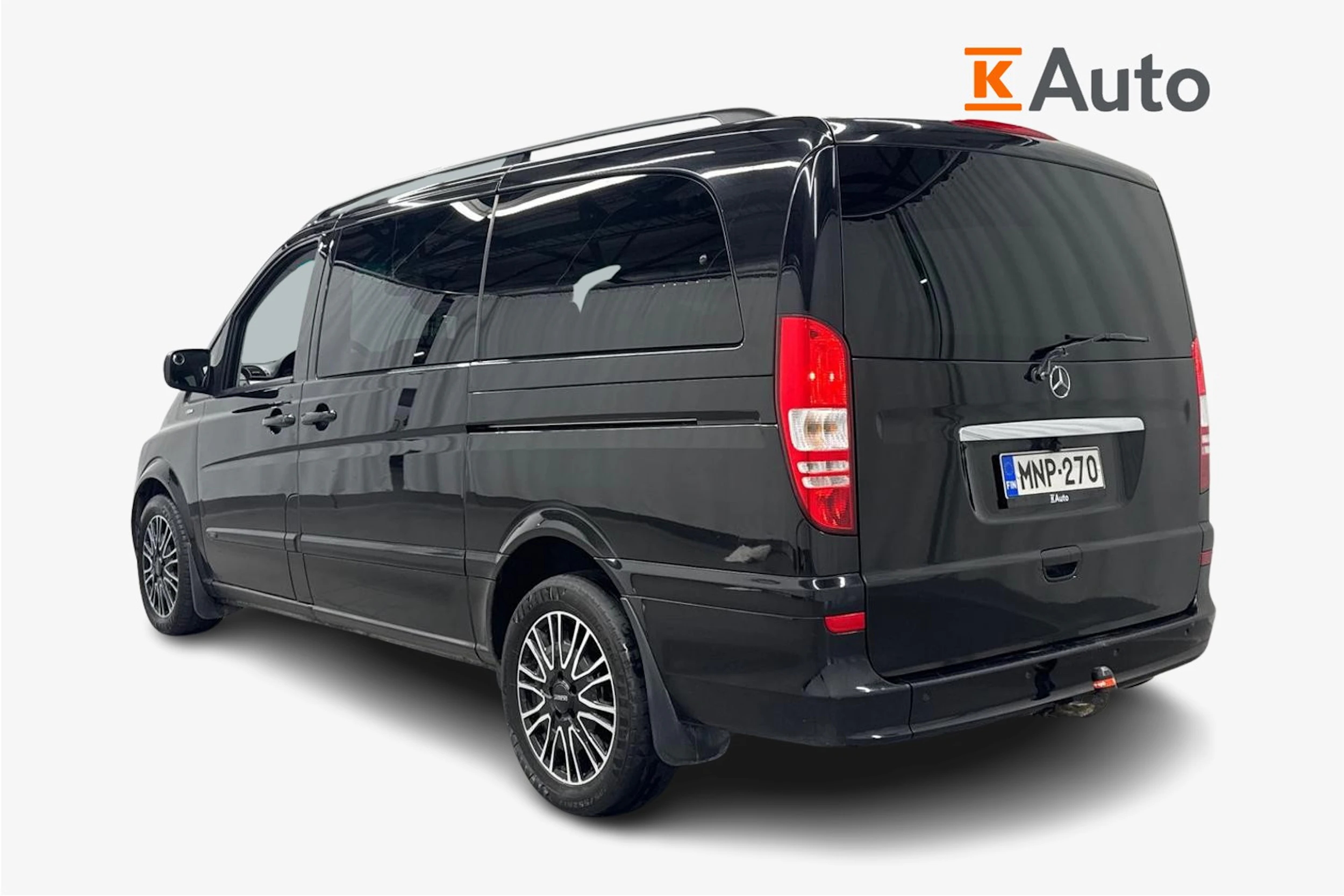 musta Mercedes-Benz Viano 2011 kuva 2.