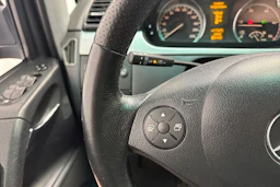 musta Mercedes-Benz Viano 2011 kuva 18.