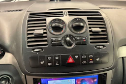 musta Mercedes-Benz Viano 2011 kuva 20.