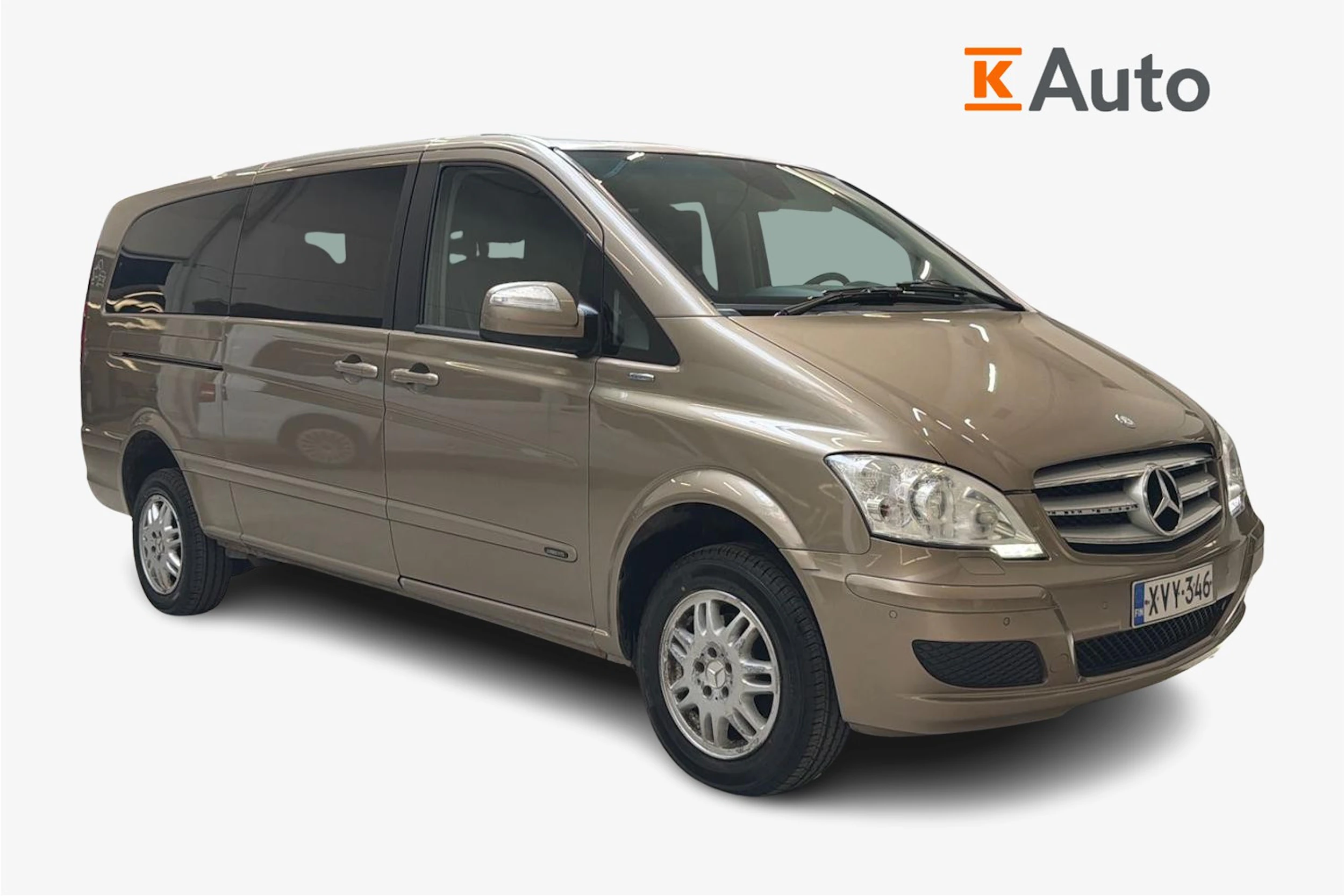 ruskea (beige) Mercedes-Benz Viano 2011 kuva 1.