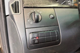 ruskea (beige) Mercedes-Benz Viano 2011 kuva 21.