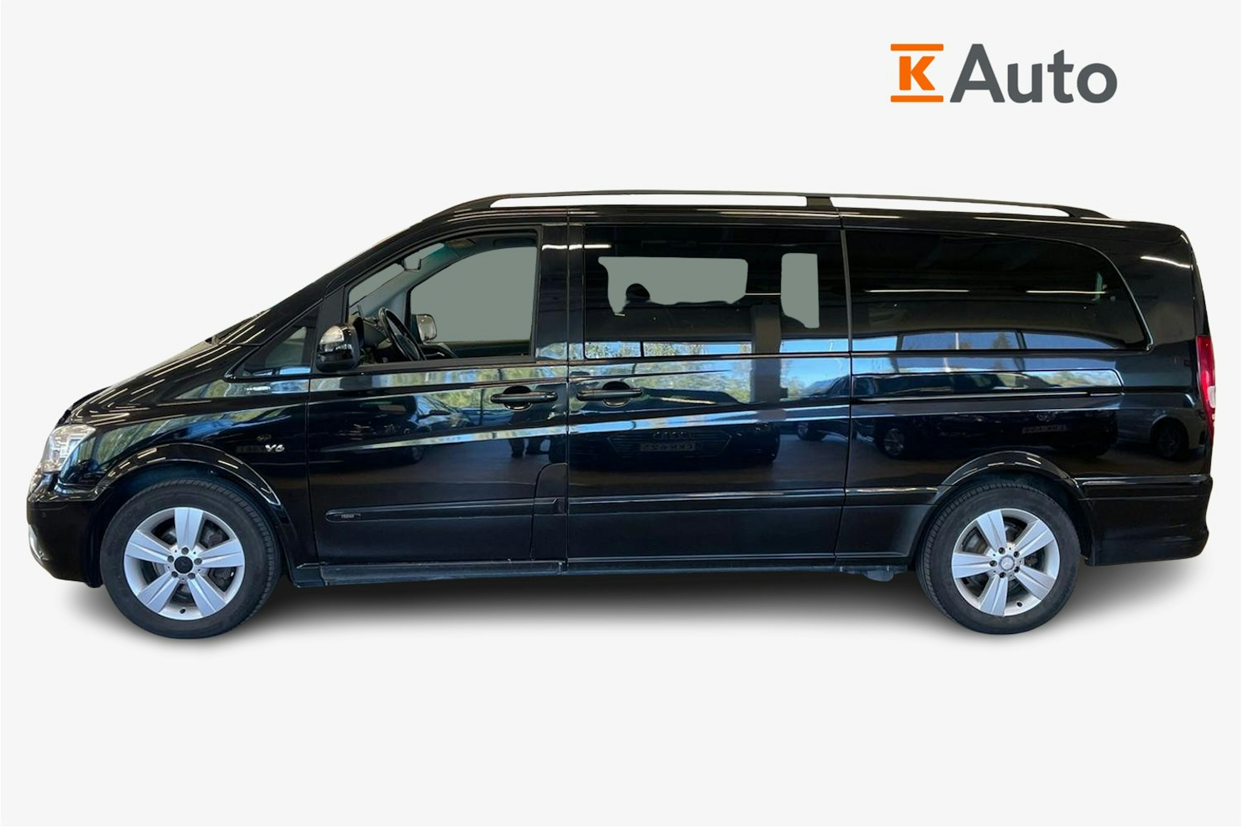 musta Mercedes-Benz Viano 2012 kuva 6.