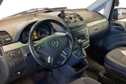 musta Mercedes-Benz Viano 2012 kuva 7.