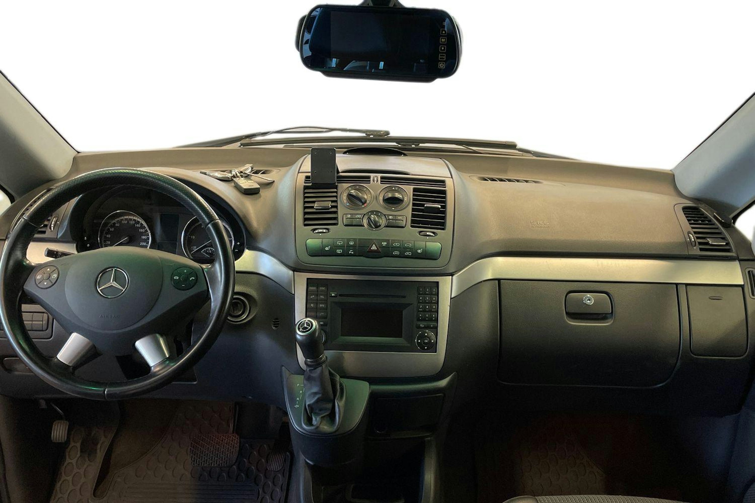 musta Mercedes-Benz Viano 2012 kuva 9.