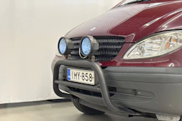 punainen Mercedes-Benz Vito 2006 kuva 25.