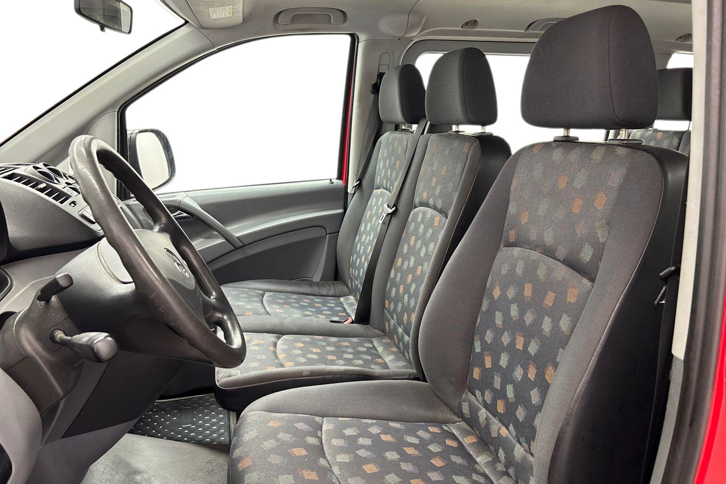 punainen Mercedes-Benz Vito 2007 kuva 8.