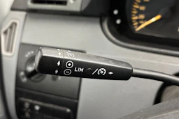 punainen Mercedes-Benz Vito 2007 kuva 14.