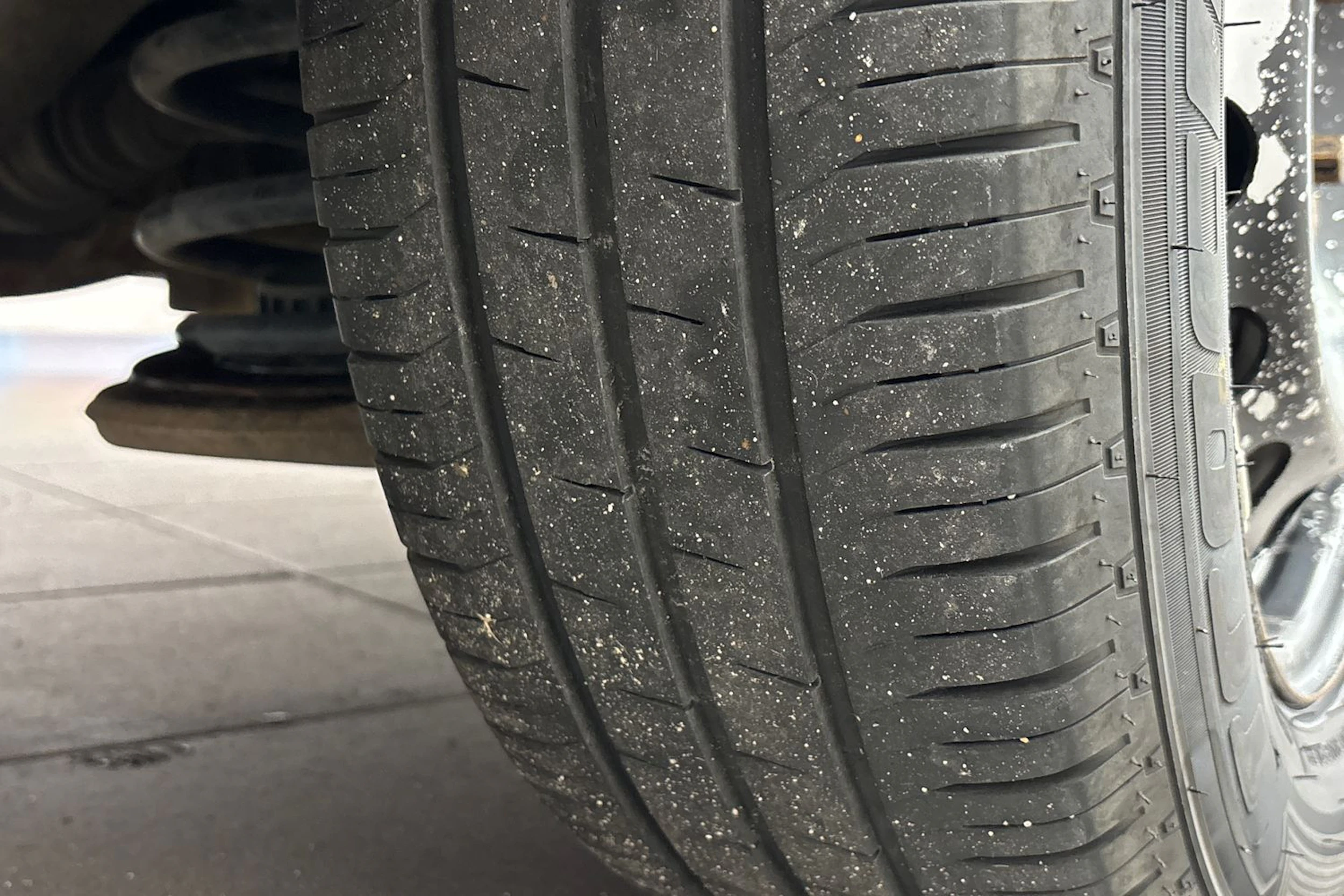 punainen Mercedes-Benz Vito 2007 kuva 18.