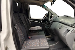 valkoinen Mercedes-Benz Vito 2009 kuva 11.