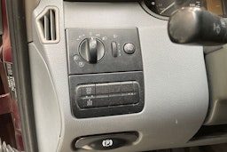 punainen Mercedes-Benz Vito 2010 kuva 14.