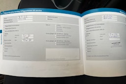 punainen Mercedes-Benz Vito 2010 kuva 22.